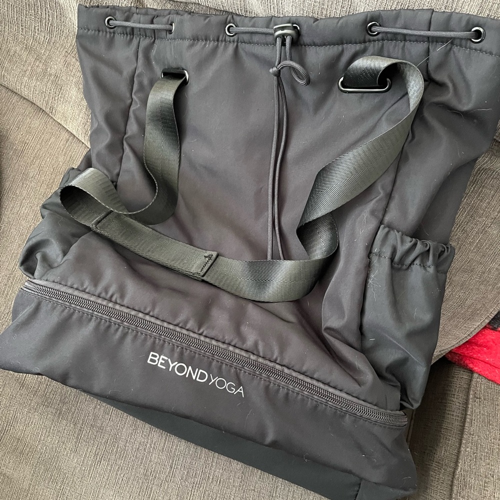 Beyond yoga backpack